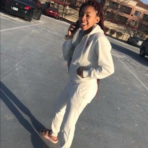 Meet your Posher, Darrica